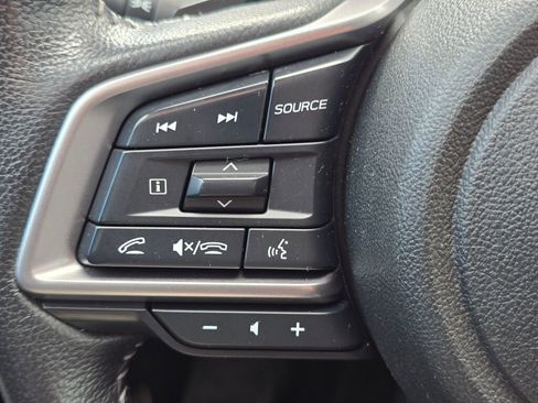 Used 2023 Subaru Outback Premium AWD/4WD image 34