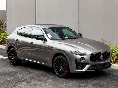Used 2021 Maserati Levante S GranSport image 7