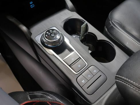 Used 2022 Ford Escape Titanium AWD/4WD image 28