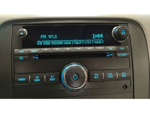 Used 2009 Buick Lucerne CXL image 12