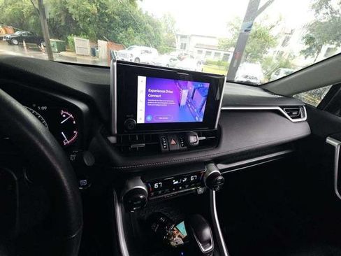 Used 2023 Toyota RAV4 XLE Premium FWD image 14