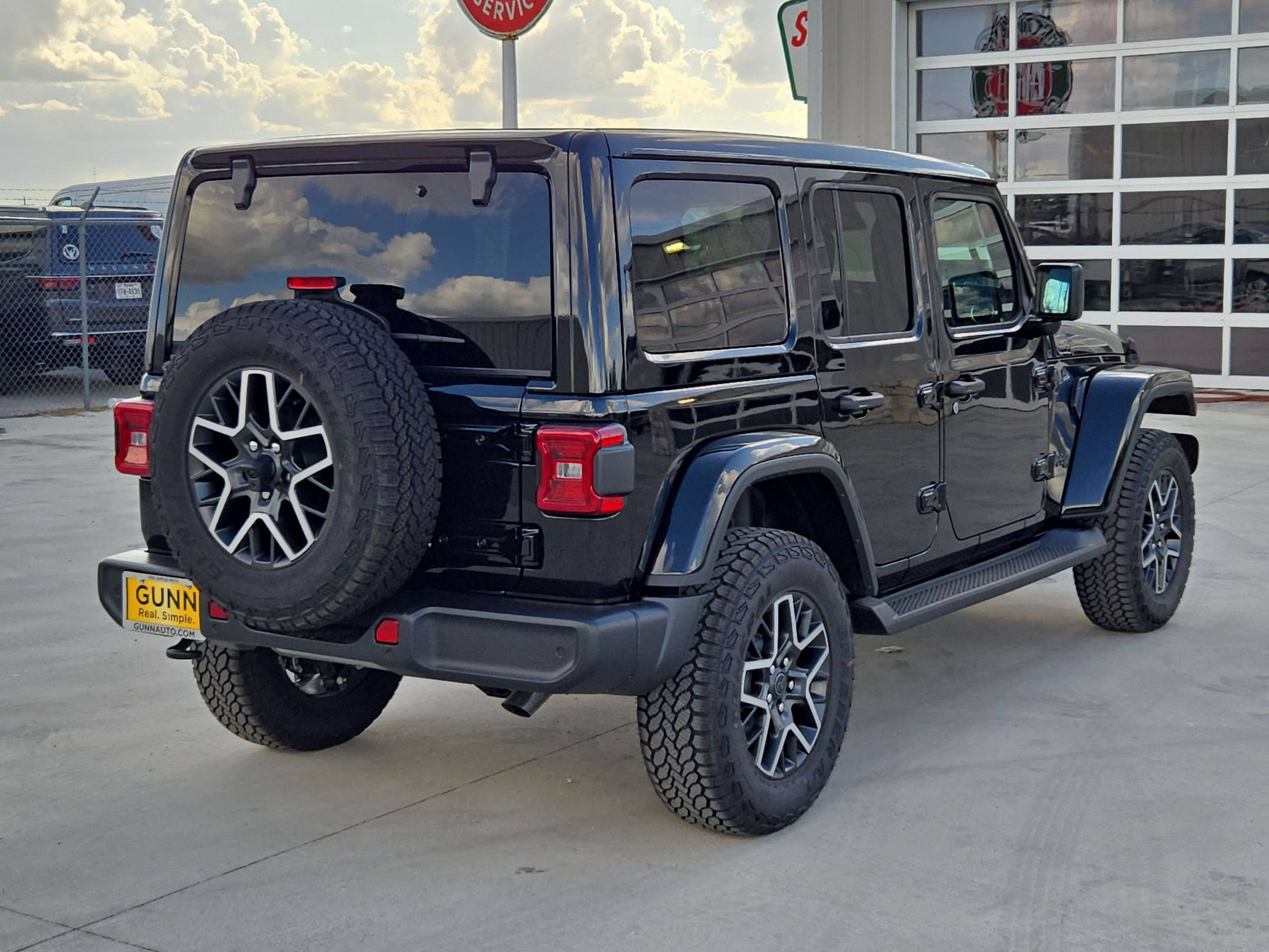 New 2027 Jeep Wrangler Unlimited Sahara AWD/4WD image 3