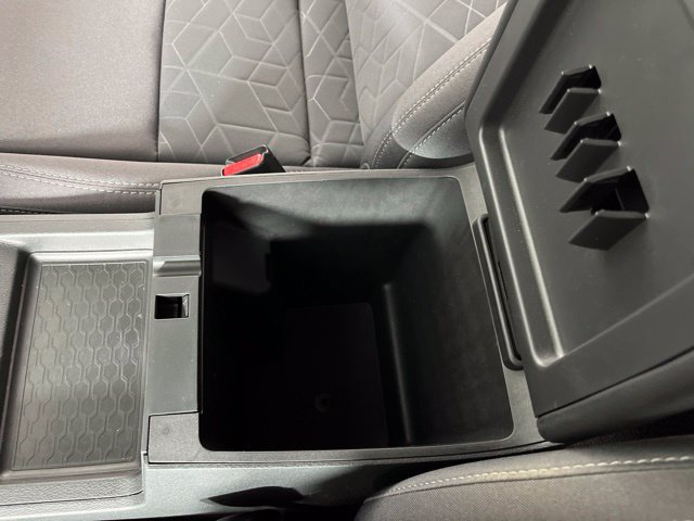 Used 2025 Nissan Frontier SV AWD/4WD image 31