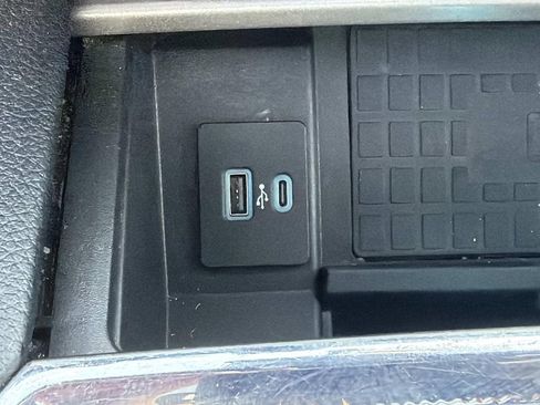 Used 2021 Ford Expedition XLT image 33