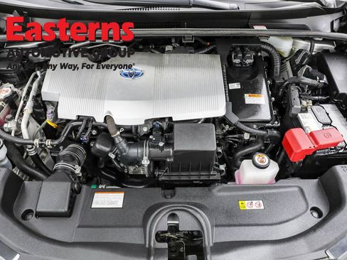 Used 2022 Toyota Prius LE image 7