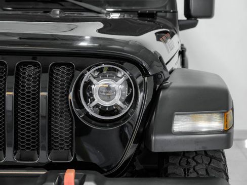 Used 2022 Jeep Wrangler Unlimited Sport image 40