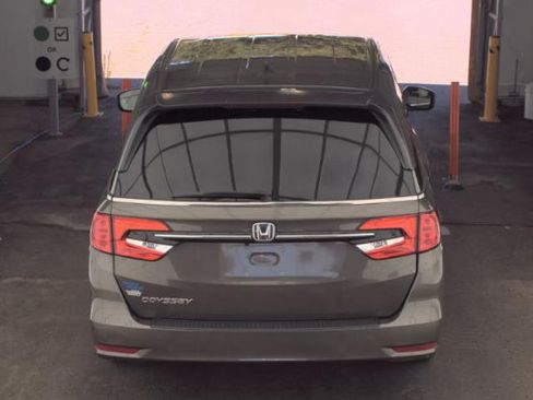 Used 2022 Honda Odyssey EX image 4