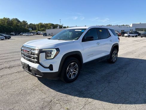 Used 2025 GMC Terrain Elevation AWD/4WD image 7