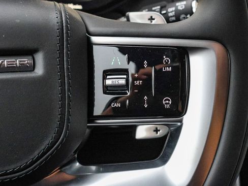 New 2025 Land Rover Range Rover SE image 38