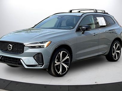 Used 2022 Volvo XC60 B5 R-Design w/ Advanced Package