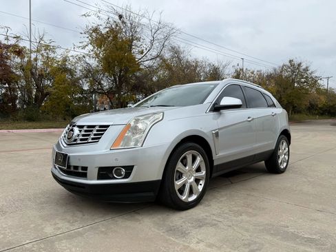 Used 2015 Cadillac SRX Premium w/ Trailering Package image 2