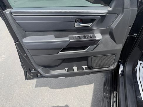Certified 2024 Toyota Sequoia Platinum AWD/4WD image 10