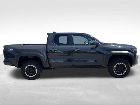 Used 2024 Toyota Tacoma TRD Off-Road AWD/4WD image 6