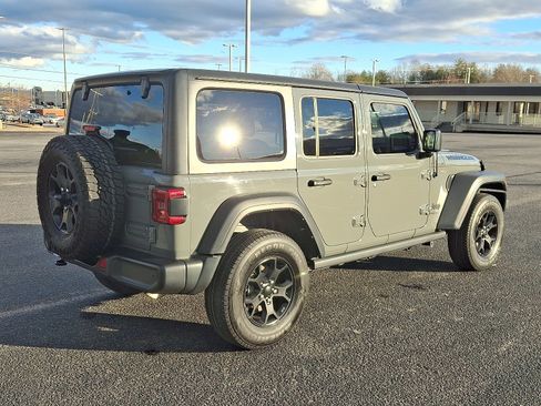 Used 2022 Jeep Wrangler Unlimited Sport S image 4