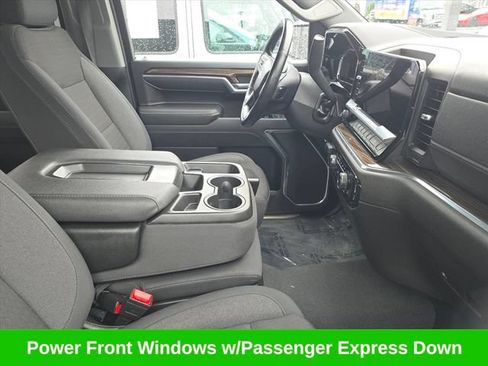 Used 2025 Chevrolet Silverado 1500 LT AWD/4WD image 17