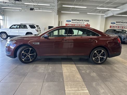 Used 2015 Ford Taurus SEL w/ Equipment Group 201A image 14