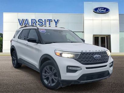 Certified 2023 Ford Explorer XLT w/ Equipment Group 202A