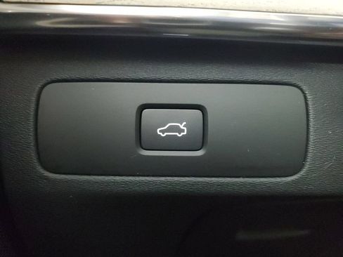 Used 2026 Volvo XC90 B6 Plus w/ Protection Package AWD/4WD image 37