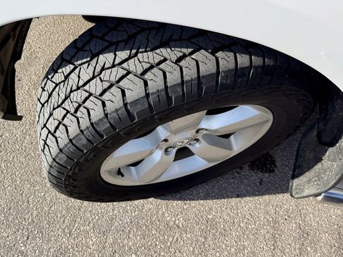 Used 2014 RAM 1500 Classic SLT image 23