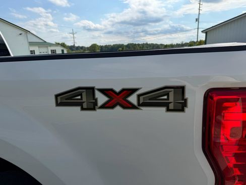 Used 2017 Ford F350 XL w/ Power Equipment Group AWD/4WD image 13