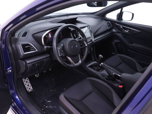 Used 2018 Subaru Impreza 2.0i Sport w/ Popular Package #1 AWD/4WD image 3