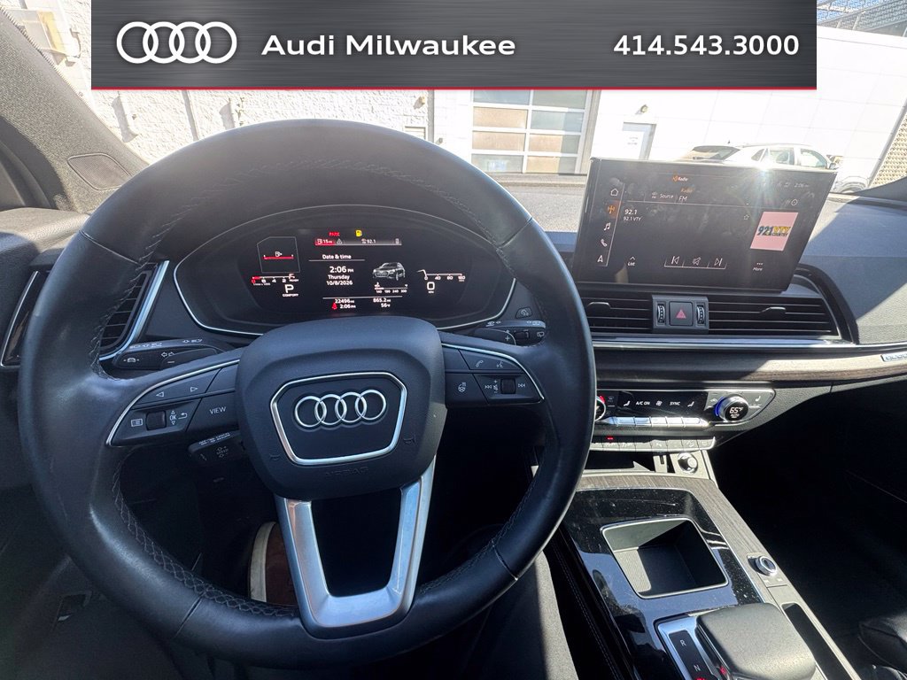 Used 2023 Audi Q5 2.0T Premium Plus w/ Premium Plus Package AWD/4WD image 12