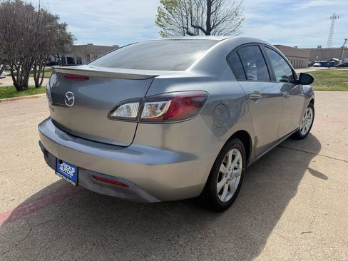 Used 2010 MAZDA MAZDA3 i Touring image 6