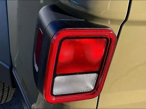 New 2026 Jeep Gladiator Sport image 12