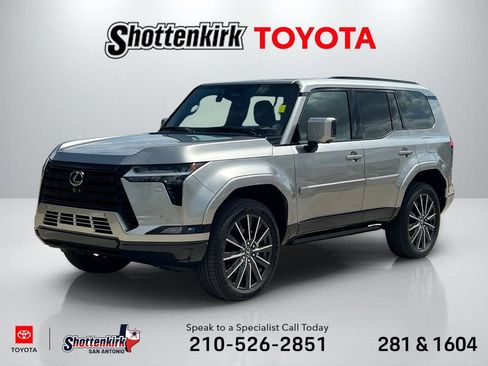 Used 2026 Lexus GX 550 w/ Accessory Package (2T) AWD/4WD image 1