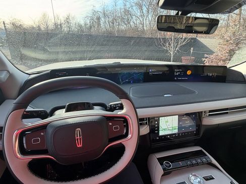 New 2026 Lincoln Navigator L Reserve image 30