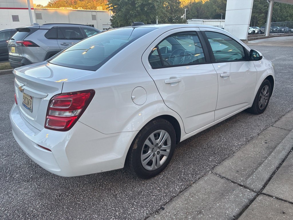 Used 2018 Chevrolet Sonic LS FWD image 3