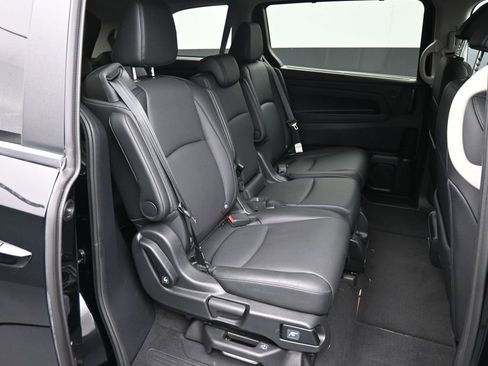 Certified 2025 Honda Odyssey EX-L image 26