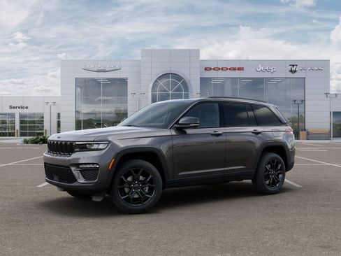 New 2025 Jeep Grand Cherokee Limited AWD/4WD image 2