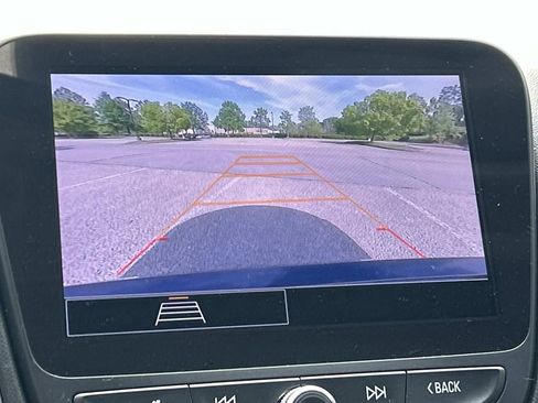 Used 2023 Chevrolet Malibu LS FWD image 30