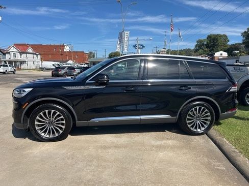Used 2020 Lincoln Aviator Reserve w/ Equipment Group 201A image 3