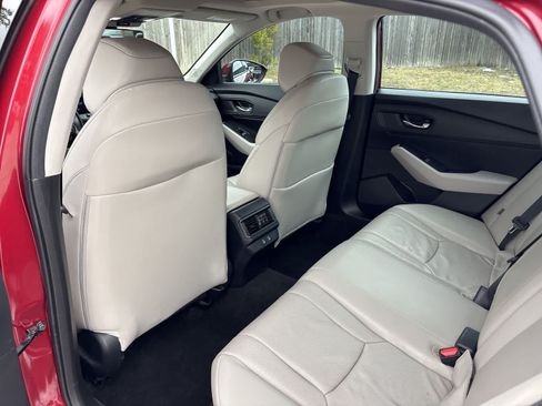 Used 2023 Honda Accord EX-L image 11