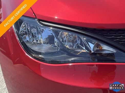 Used 2025 Chrysler Voyager LX FWD image 10
