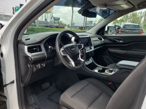 Used 2021 GMC Acadia SLE AWD/4WD image 8