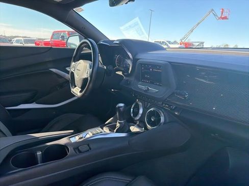 Used 2023 Chevrolet Camaro LT image 14