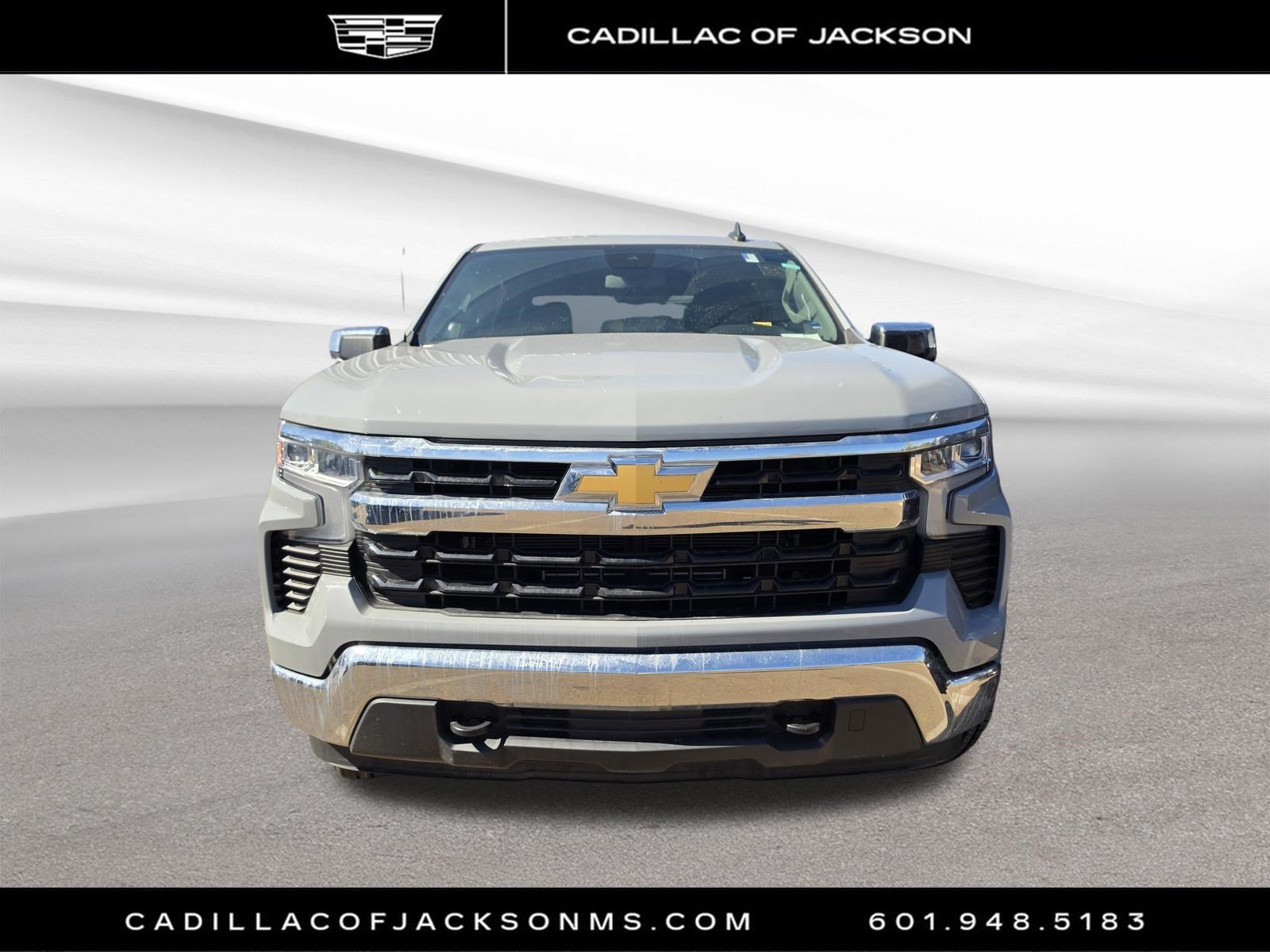 Used 2024 Chevrolet Silverado 1500 LT AWD/4WD image 2