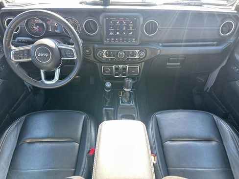 Used 2022 Jeep Wrangler Unlimited Sahara w/ Cold Weather Group image 3