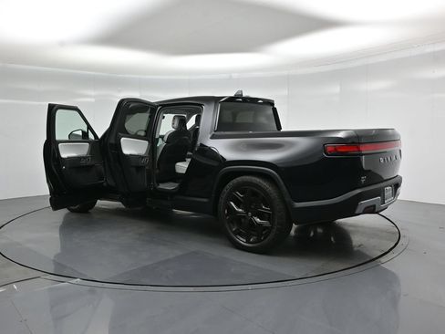 Used 2023 Rivian R1T Adventure AWD/4WD image 28