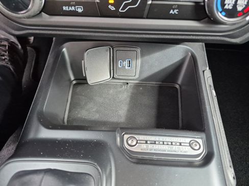 New 2025 Ford Bronco 2-Door w/ Sasquatch Package image 29