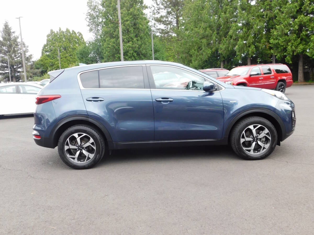 Used 2021 Kia Sportage LX AWD/4WD image 19