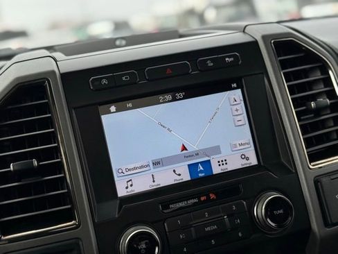 Used 2019 Ford F150 Raptor w/ Equipment Group 802A Luxury image 4