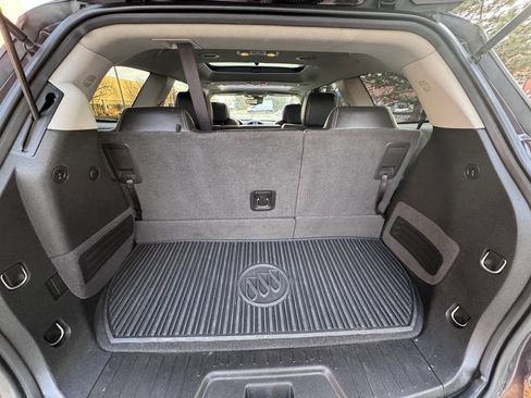 Used 2017 Buick Enclave Premium w/ Experience Buick Package image 22