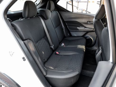 Used 2024 Nissan Kicks SV image 43