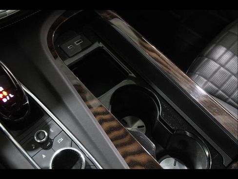 Used 2022 Cadillac Escalade Sport Platinum AWD/4WD image 18