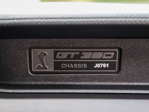 Used 2018 Ford Mustang Shelby GT350 w/ Electronics Package image 35