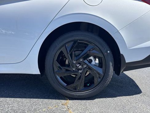 New 2026 Hyundai Elantra Sport FWD image 19